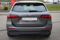 Mercedes-Benz B 220 B220 d AMG Line