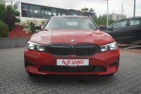 BMW 320 i xDrive Advantage
