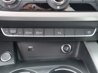 Audi A4 Avant 40 2.0 TFSI S-Line S-Tronic VC