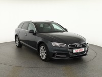 Audi A4 Avant 40 TFSI advanced