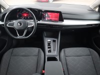 VW Golf VIII 1.0 eTSI DSG