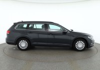 VW Passat Variant 1.6 TDI DSG Comfortline