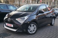Toyota AYGO 1.0 x-play Team D Android Apple DAB Kamera