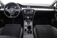 VW Passat Variant 1.8 TSI DSG R-Line