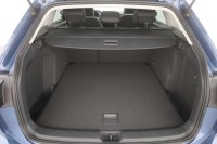 VW Golf VIII Variant 1.5eTSI DSG