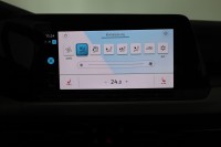 VW Golf VIII Variant 1.5 eTSI Life