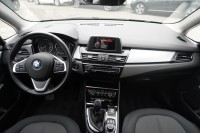 BMW 216 i Advantage