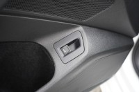 VW Passat Variant 1.5 TSI DSG R-Line