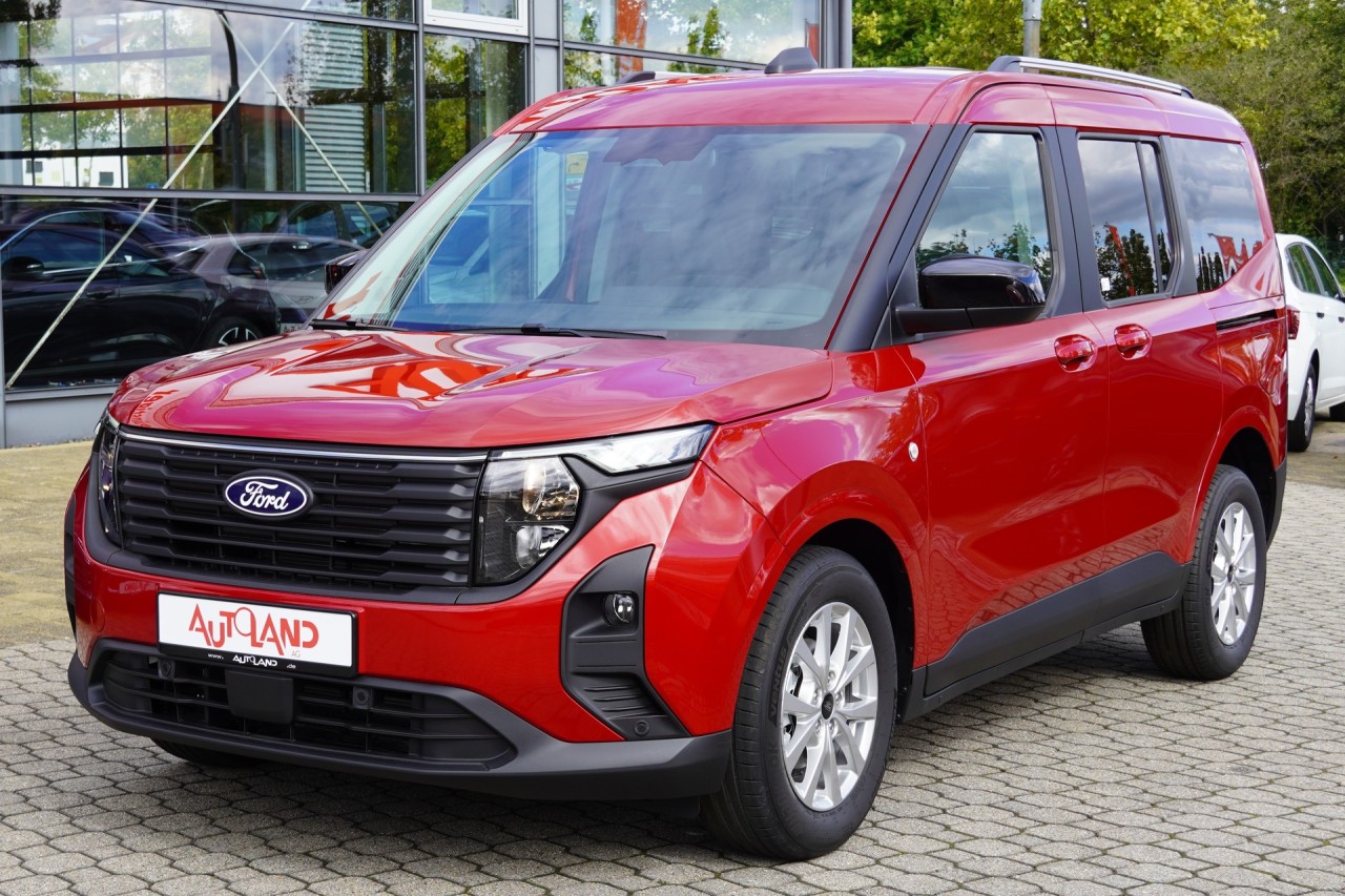 Ford Tourneo Courier Titanium 1.0 EB Aut.