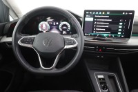 VW Golf VIII Variant 1.5 eTSI DSG Life