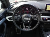 Audi A4 Avant 40 2.0 TFSI S line