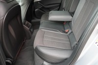 Audi A4 Avant 40 2.0 TFSI S line