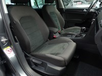 VW Golf VII 1.5 TSI Highline R-Line