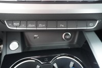 Audi A4 Avant 40 2.0 TDI S-Line