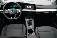 VW Golf VIII Variant 1.5 TSI