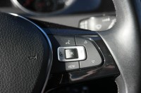 VW Golf 1.5 TSI Highline R-Line