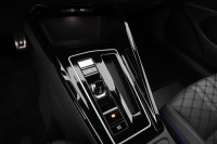 VW Golf VIII Variant 1.5 eTSI R-Line DSG