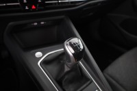 VW Golf VIII Variant 1.0 TSI Life