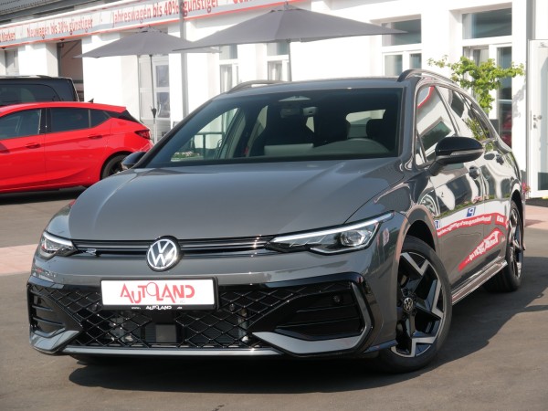 VW Golf VIII Variant 1.5 eTSI R-Line DSG
