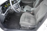 VW Golf 8 Variant 1.5 TSI Style