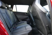 VW Golf Variant R-Line 1.5 eTSI DSG