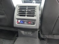 VW Golf VIII Variant 1.5 TSI R-Line