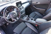 Mercedes-Benz CLA 200 AMG Line