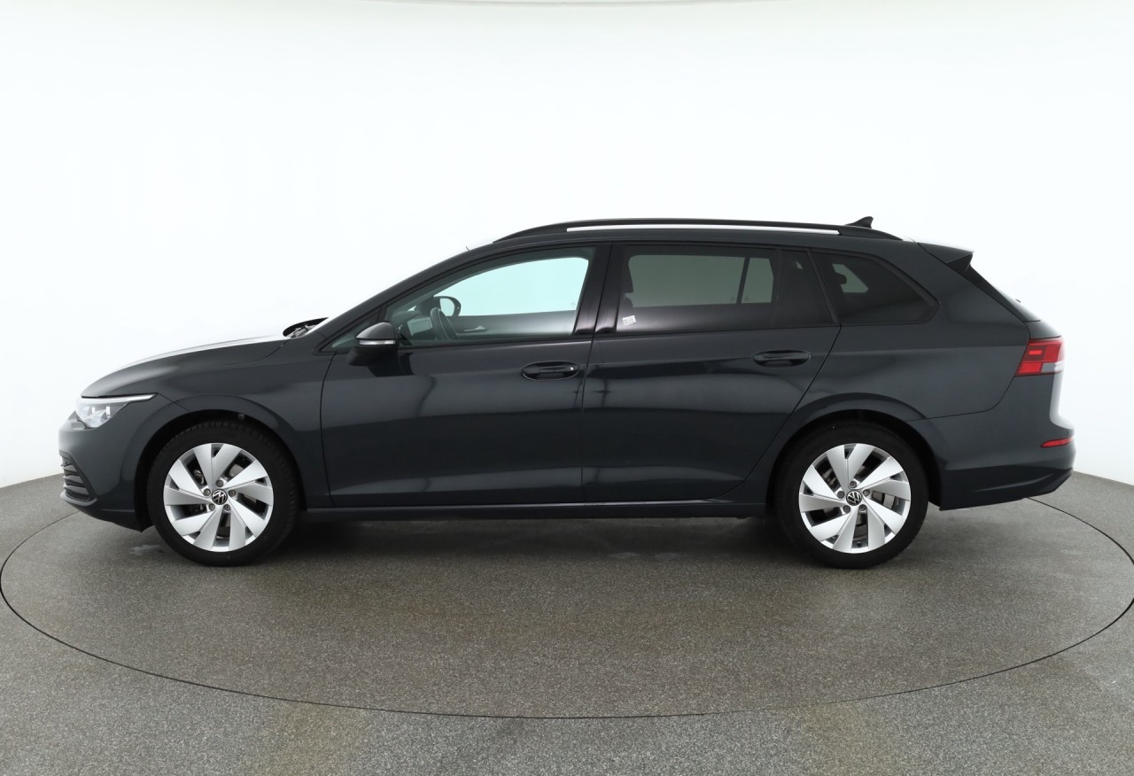 VW Golf Variant VIII 1.0 TSI Life
