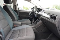 VW Touran 1.5 TSI DSG IQ.DRIVE