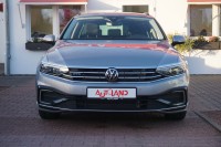VW Passat Variant GTE