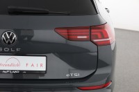 VW Golf VIII Variant 1.5 TSI DSG