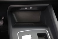 VW Golf VIII Variant 1.5 eTSI DSG
