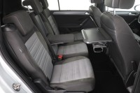 VW Touran 2.0 TDI DSG R-Line