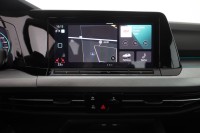 VW Golf VIII Variant 1.0 TSI Life