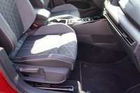 VW Golf VIII Variant 2.0 R-Line