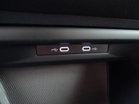 VW Golf VIII Variant 2.0 TDI Life DSG