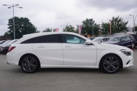 Mercedes-Benz Shooting Brake CLA 180 Urban