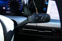 VW Golf VIII 2.0 TDI