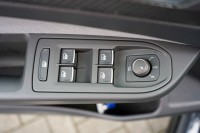 VW Golf Variant 1.5 eTSI DSG R-Line Pano