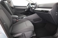 VW Golf VIII Variant 1.5eTSI DSG