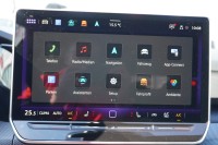 VW Golf VIII Variant 1.5 eTSI R-Line