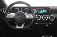 Mercedes-Benz CLA 220 Shooting Brake AMG Line