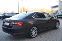 Skoda Superb 2.0 TSI Style DSG