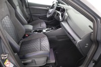 VW Golf VIII Variant 1.5 eTSI R-Line DSG