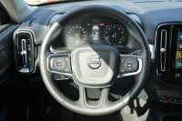 Volvo XC 40 T3 2WD Momentum Pro