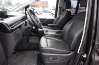 Hyundai Staria 2.2 Signature 2WD