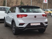 VW T-Roc 1.5 16V TSI Active Standhzg.