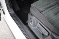 VW Touran 1.5 TSI R-Line