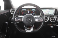 Mercedes-Benz CLA 220 SB AMG Line