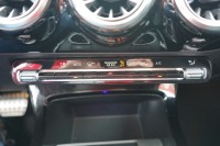 Mercedes-Benz A 220 A220 AMG Line Multibeam